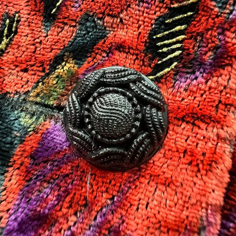 Women's Red Floral Vest - Picture 7 of 11